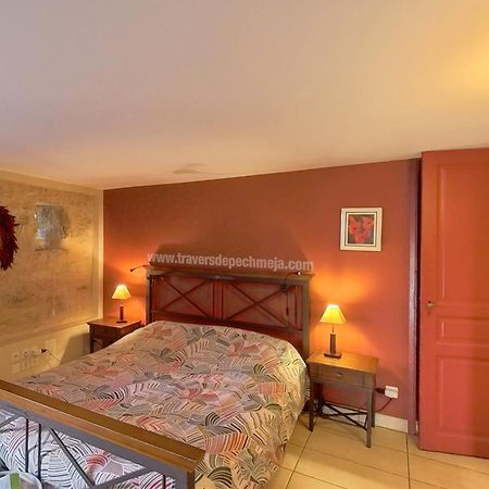 Travers De Pechmeja Lissac et Mouret Exteriör bild